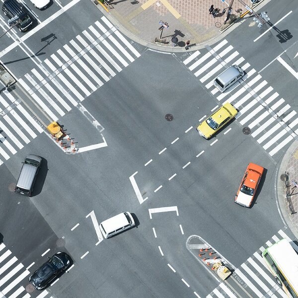 U-Turn intersection Different street intersection can be tested and the asphalt is marked with different roadmarks